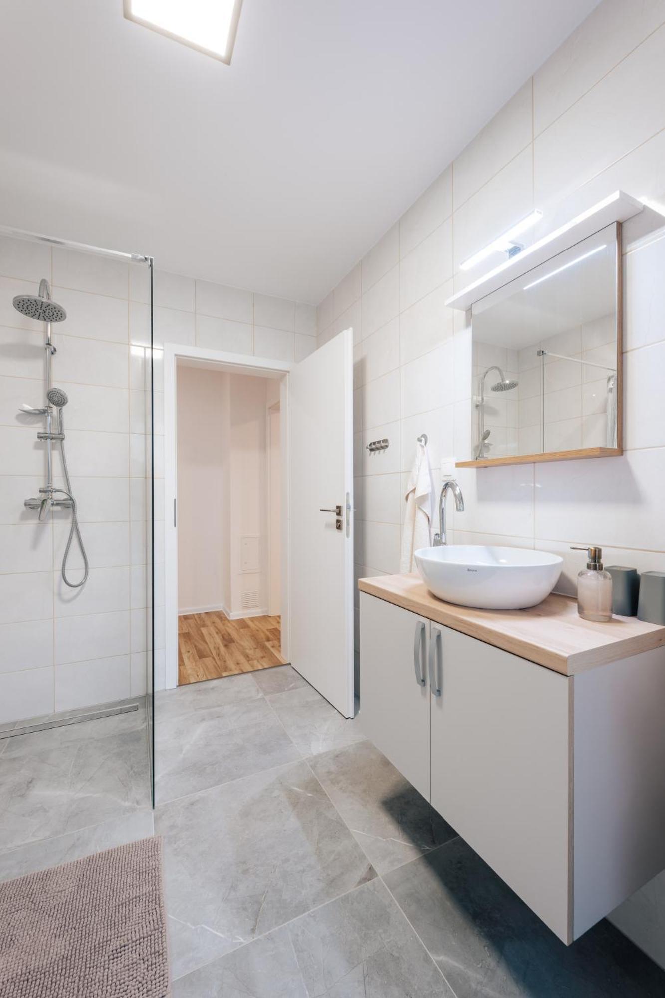 Apartman U Sklepu Sardice Eksteriør billede